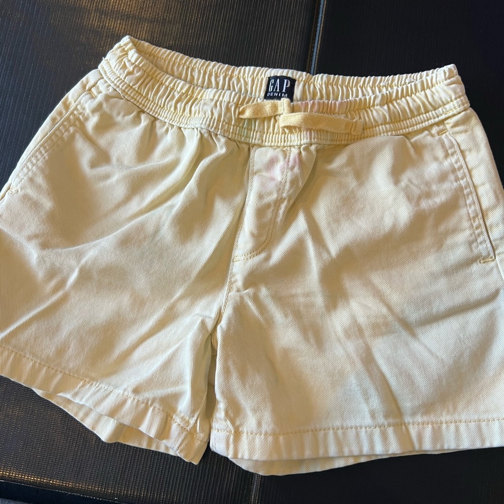 Gap yellow girls pullon shorts size large